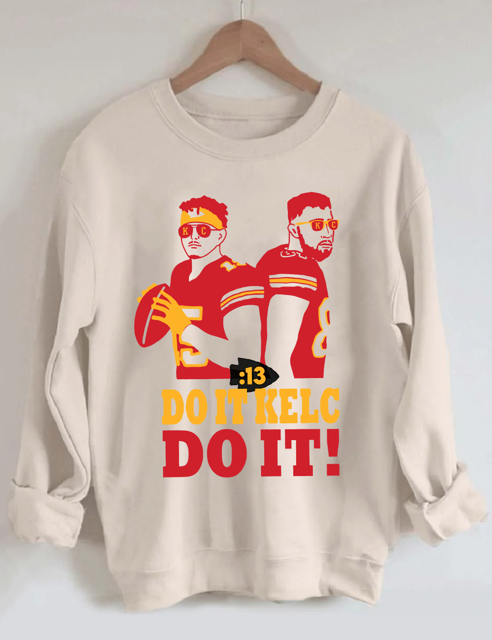 13 Second Kansas City Chiefs Football Unisex Sweatshirt Sand