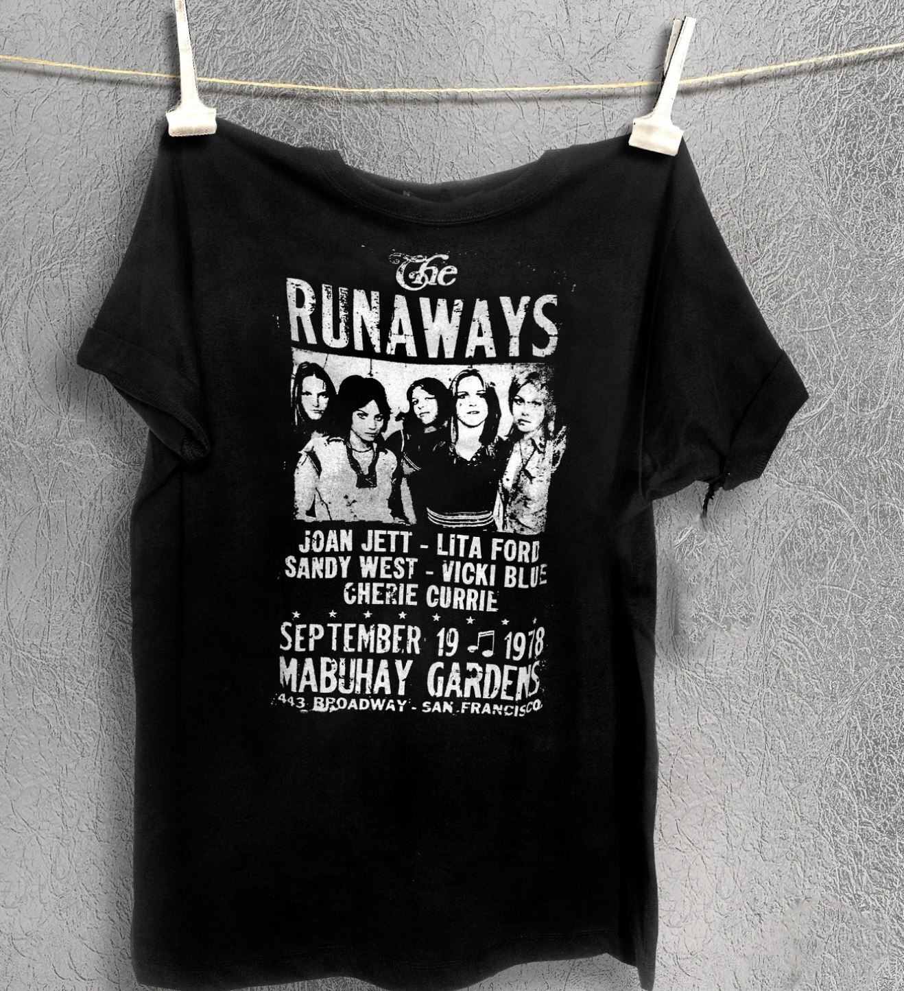 Collection The Runaways Band Gift For Fan Black  Men T-Shirt