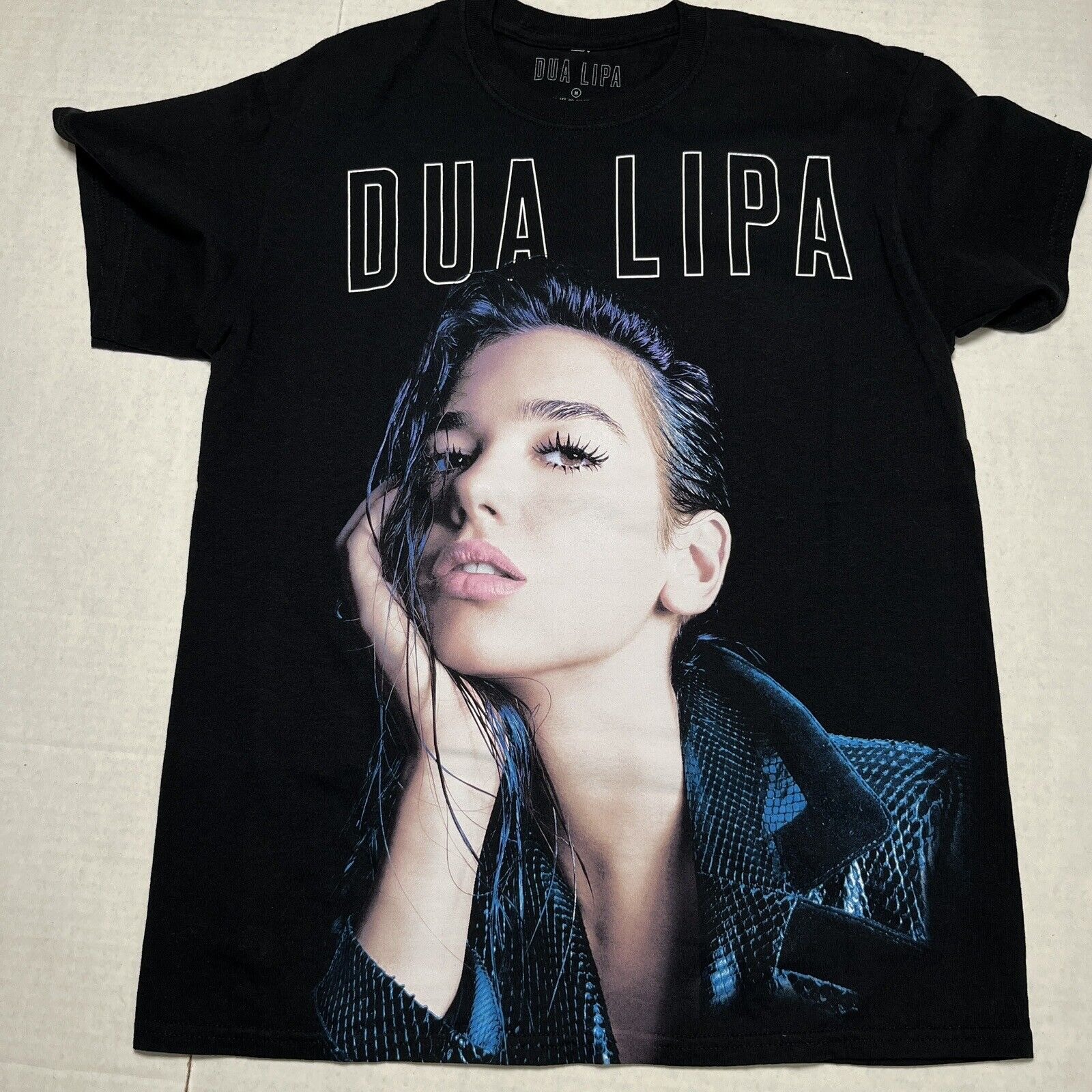 Dua Lipa 2018 Graphic t-shirt size medium