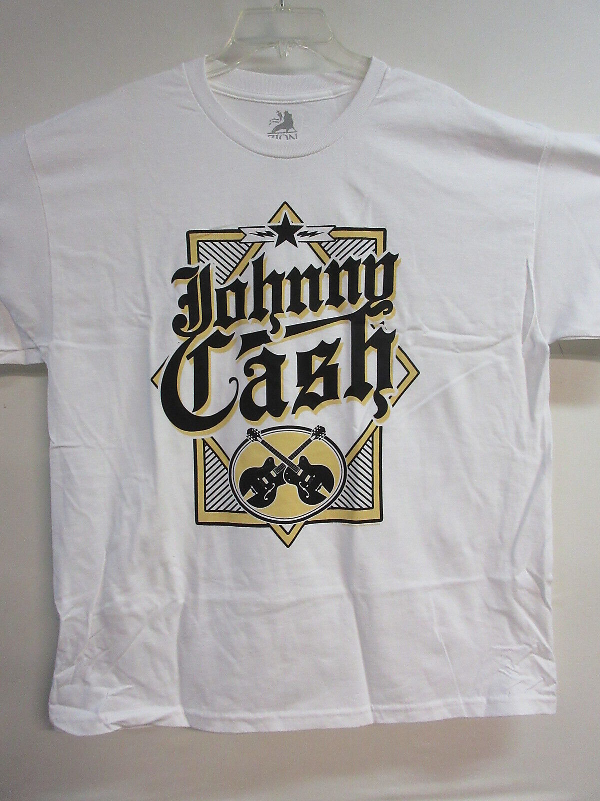 JOHNNY CASH OFFICIAL OLD STOCK MERCH BAND CONCERT MUSIC T- SHIRT