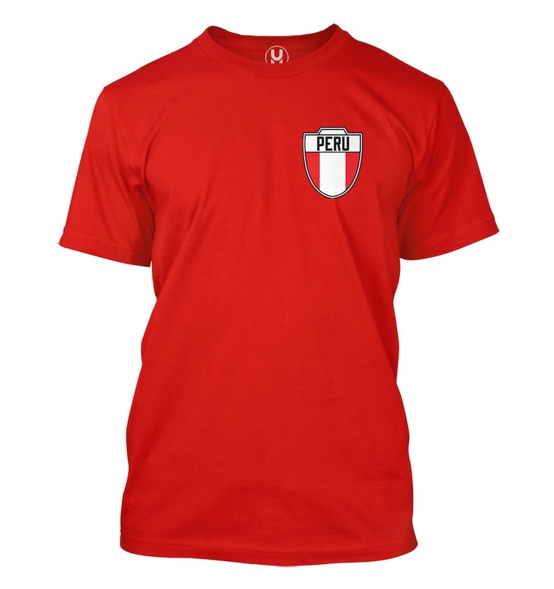 Peru Soccer Crest Men's T-Shirt - Country Pride Proud Heritage Nationality Compete World Competition Represent Futbol Sports