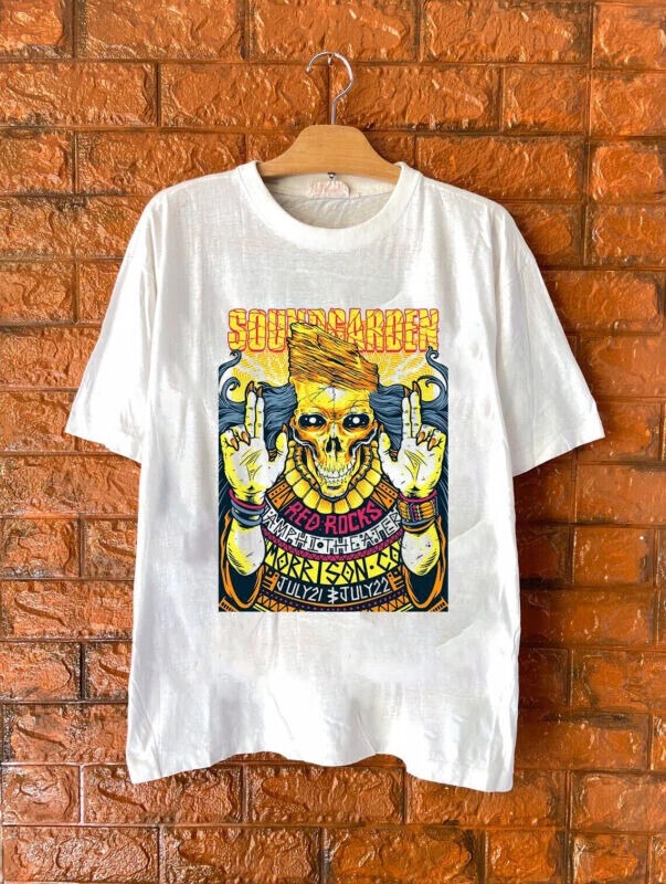 Soundgarden Graphic T-shirt , Gift For fan Shirt