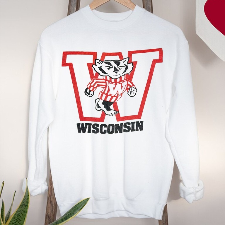 Vintage 80S University Of Wisconsin Badgers Ncaa Unisex Sweatshirt