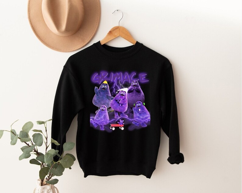 Vintage Grimace Shake Graphic  Funny Tik Tok Trend Meme  Unisex Sweatshirt