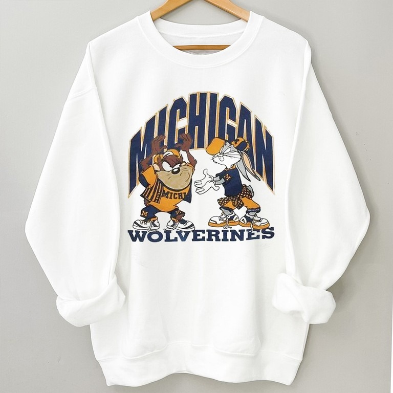 Vintage Michigan Wolverines Looney Tunes Unisex Sweatshirt