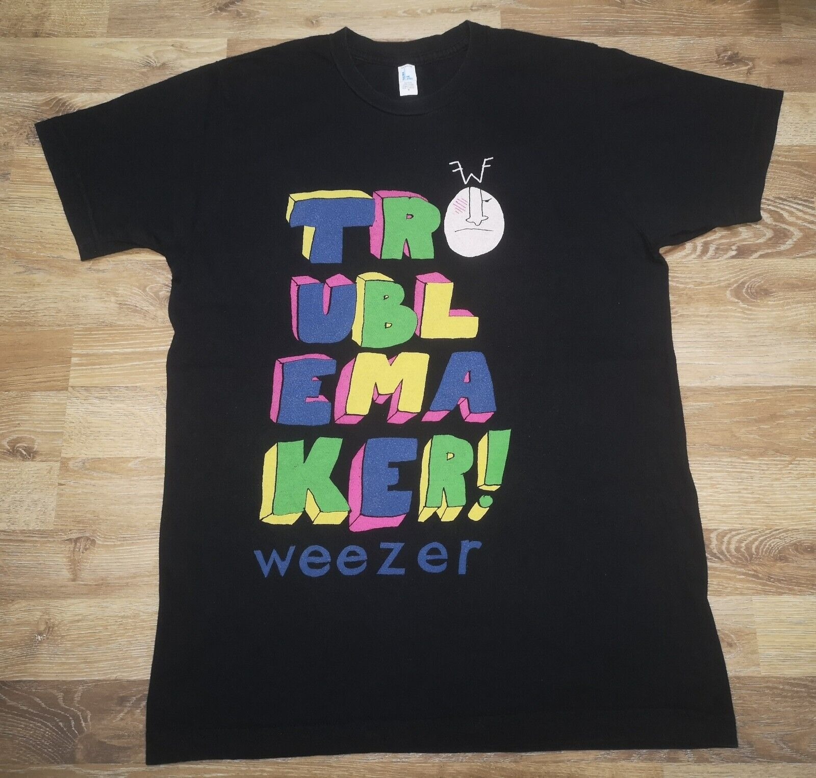 Vintage Rare! Official Weezer Troublemaker 2009 World Tour Concert Promo T Shirt